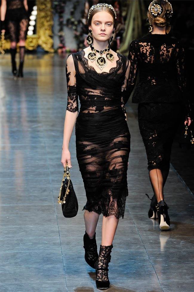 MILAN FASHION WEEK: DOLCE & GABBANA FALL 2012