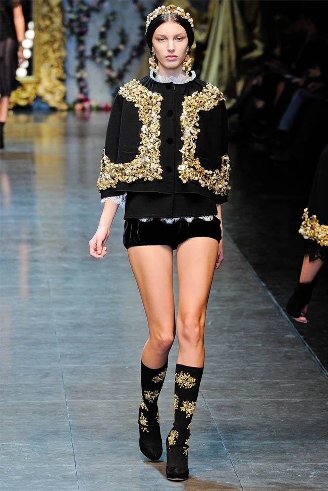 MILAN FASHION WEEK: DOLCE & GABBANA FALL 2012