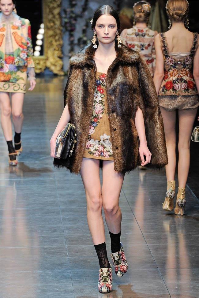 MILAN FASHION WEEK: DOLCE & GABBANA FALL 2012