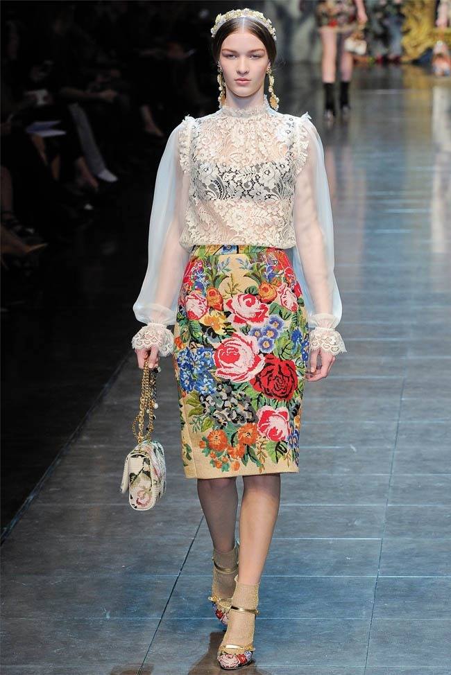 MILAN FASHION WEEK: DOLCE & GABBANA FALL 2012
