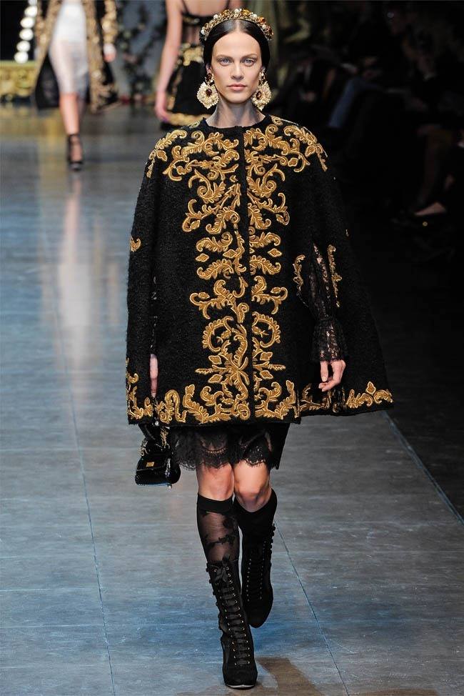 MILAN FASHION WEEK: DOLCE & GABBANA FALL 2012