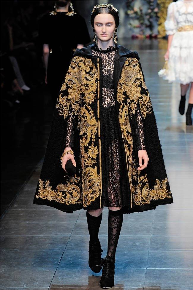 MILAN FASHION WEEK: DOLCE & GABBANA FALL 2012