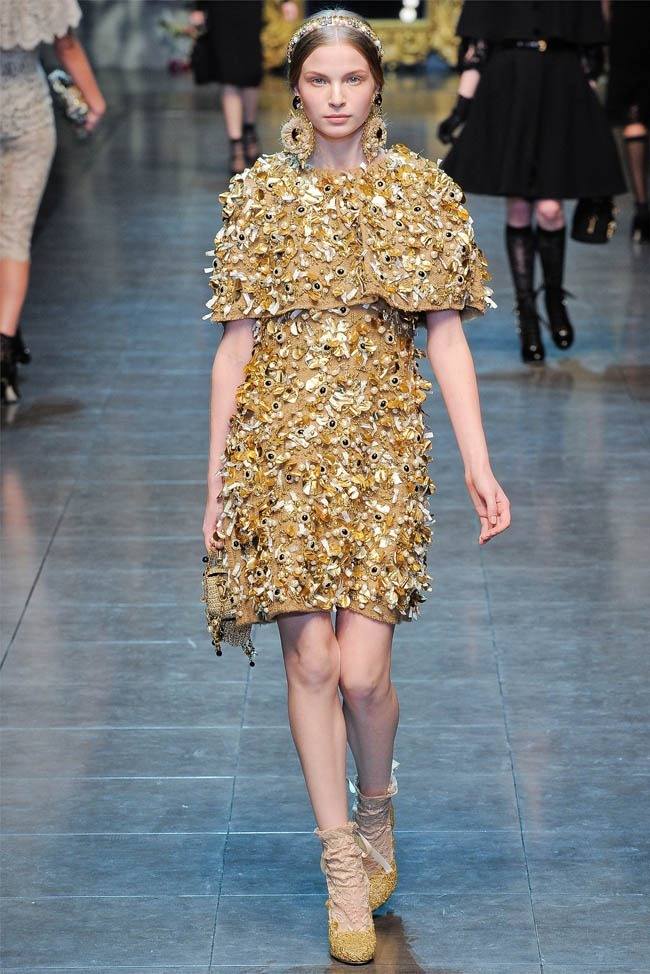 MILAN FASHION WEEK: DOLCE & GABBANA FALL 2012