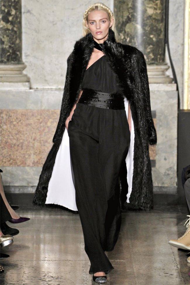 MILAN FASHION WEEK: EMILIO PUCCI FALL 2012