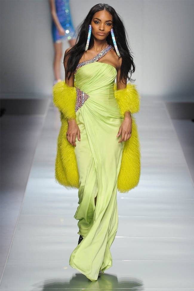 MILAN FASHION WEEK: BLUMARINE FALL 2012