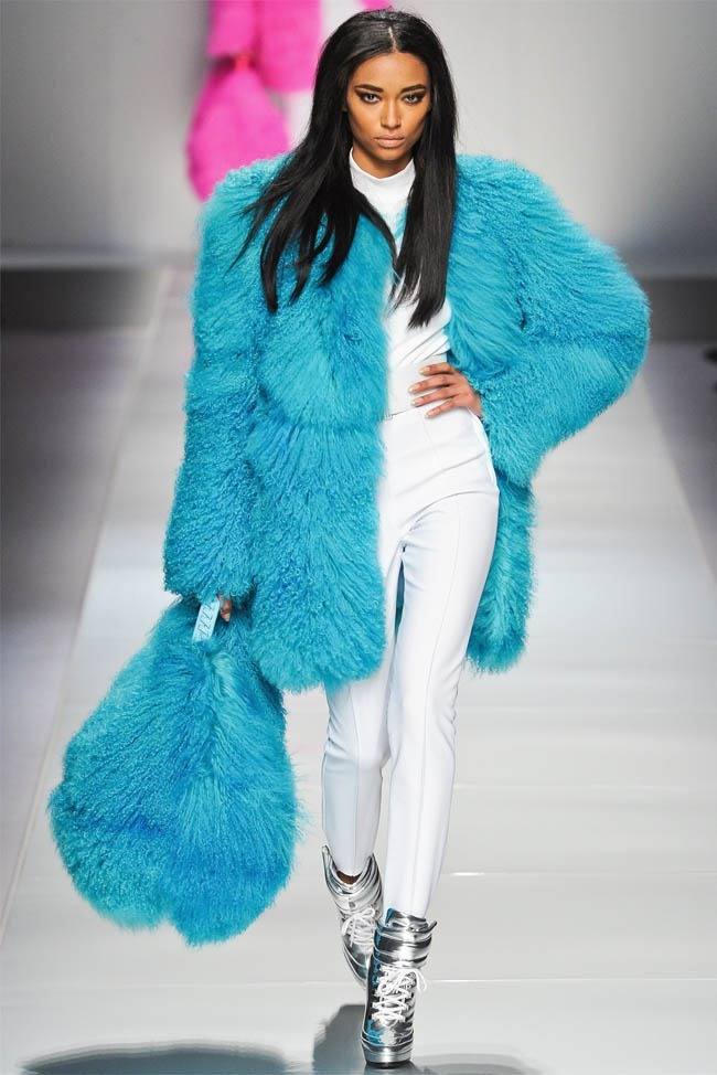 MILAN FASHION WEEK: BLUMARINE FALL 2012