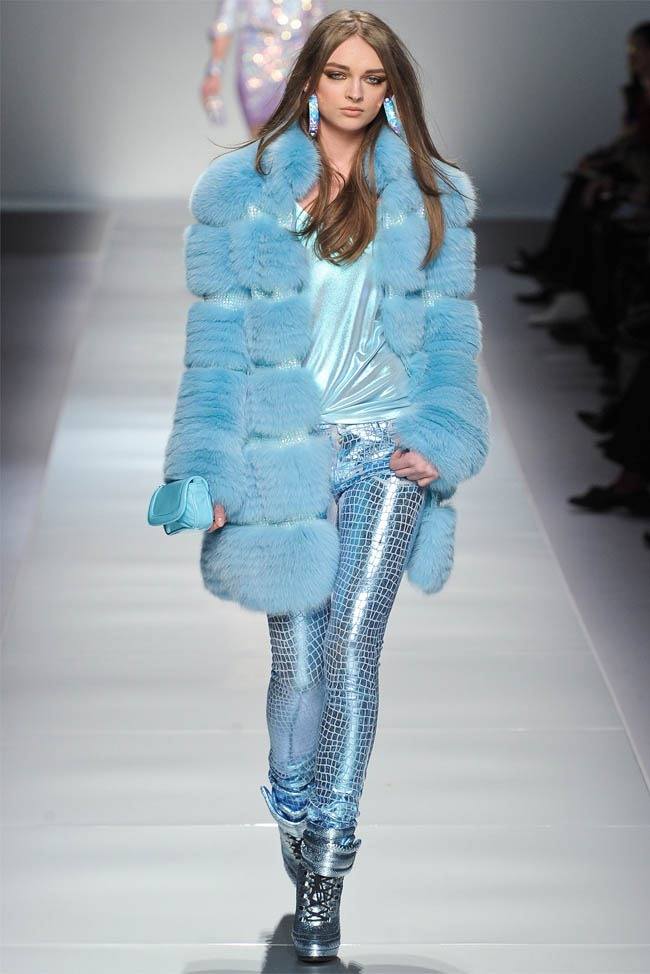 MILAN FASHION WEEK: BLUMARINE FALL 2012
