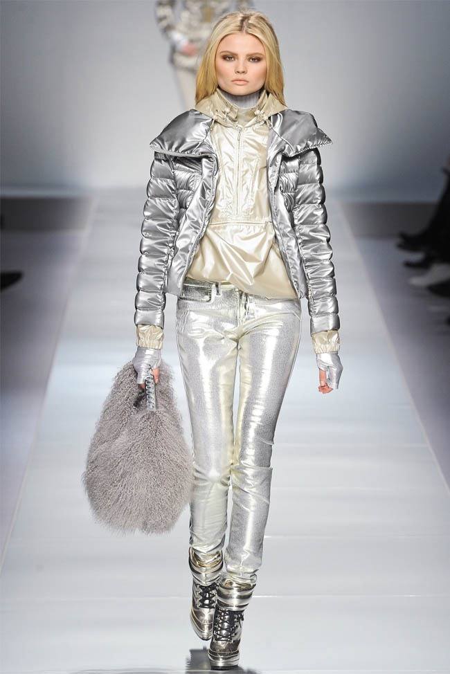 MILAN FASHION WEEK: BLUMARINE FALL 2012