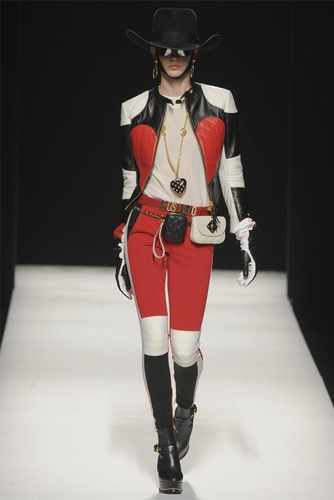 MILAN FASHION WEEK: MOSCHINO FALL 2012