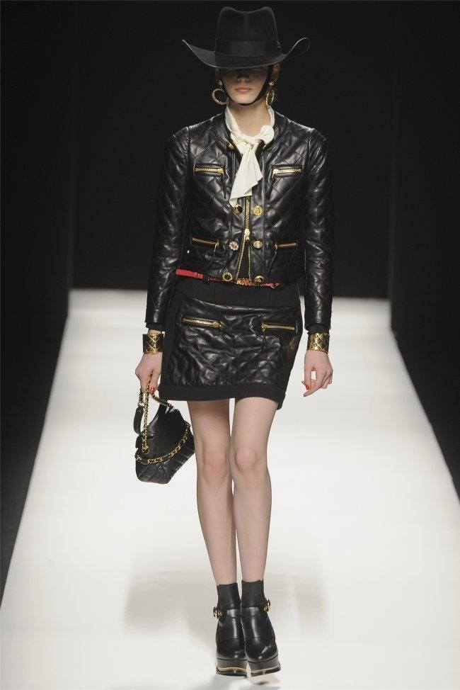 MILAN FASHION WEEK: MOSCHINO FALL 2012