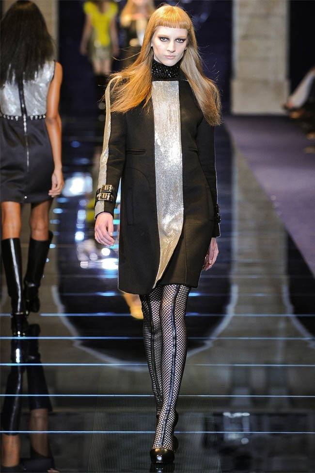 MILAN FASHION WEEK: VERSACE FALL 2012