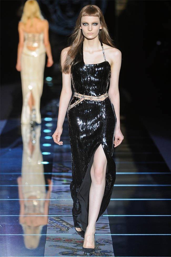MILAN FASHION WEEK: VERSACE FALL 2012