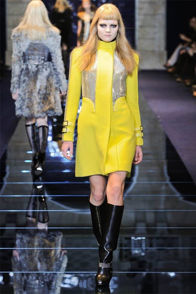 MILAN FASHION WEEK: VERSACE FALL 2012