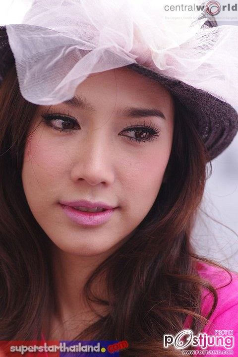 อั้ม เจ้าแม่พอีเวนท์และพรีเซ็นเตอร์