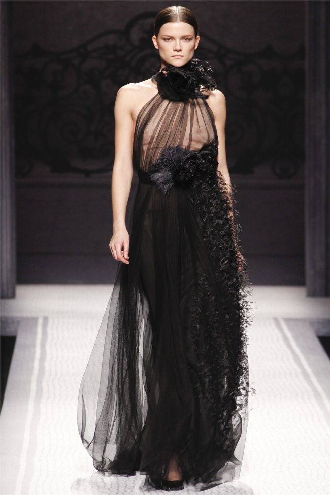 MILAN FASHION WEEK: ALBERTA FERRETTI FALL 2012