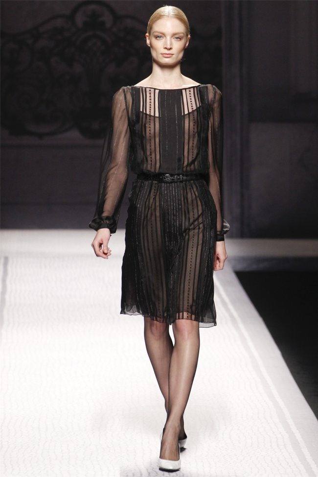 MILAN FASHION WEEK: ALBERTA FERRETTI FALL 2012
