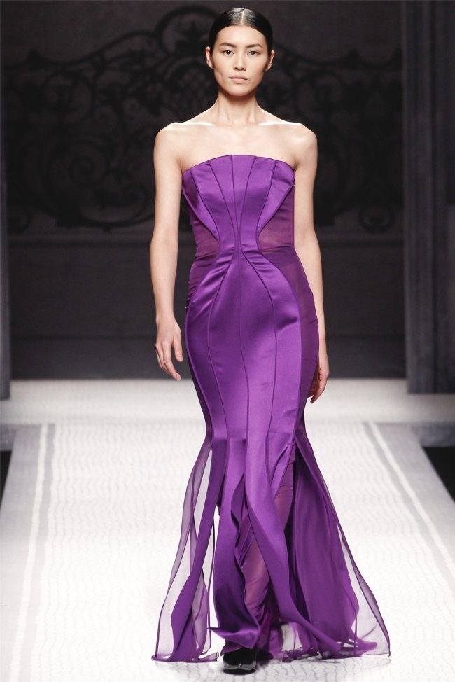 MILAN FASHION WEEK: ALBERTA FERRETTI FALL 2012