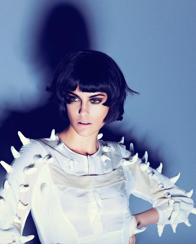 L'OFFICIEL UKRAINE: ALEJANDRA ALONSO BY PHOTOGRAPHER ENRIC GALCERAN