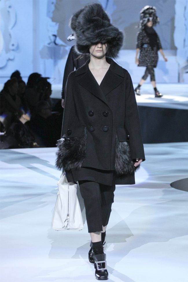 NEW YORK FASHION WEEK: MARC JACOBS FALL 2012
