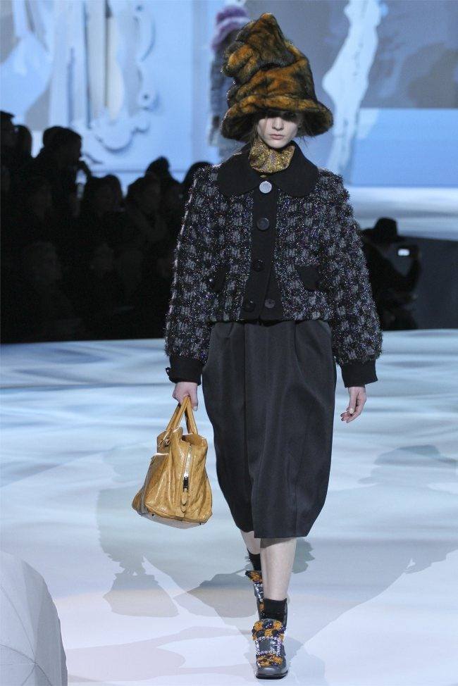 NEW YORK FASHION WEEK: MARC JACOBS FALL 2012