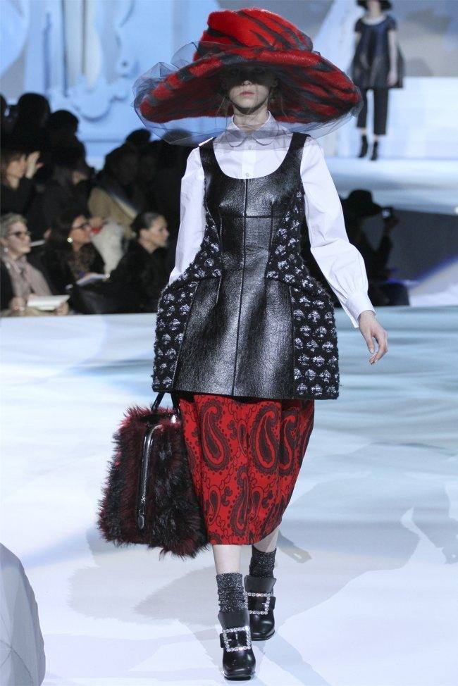 NEW YORK FASHION WEEK: MARC JACOBS FALL 2012