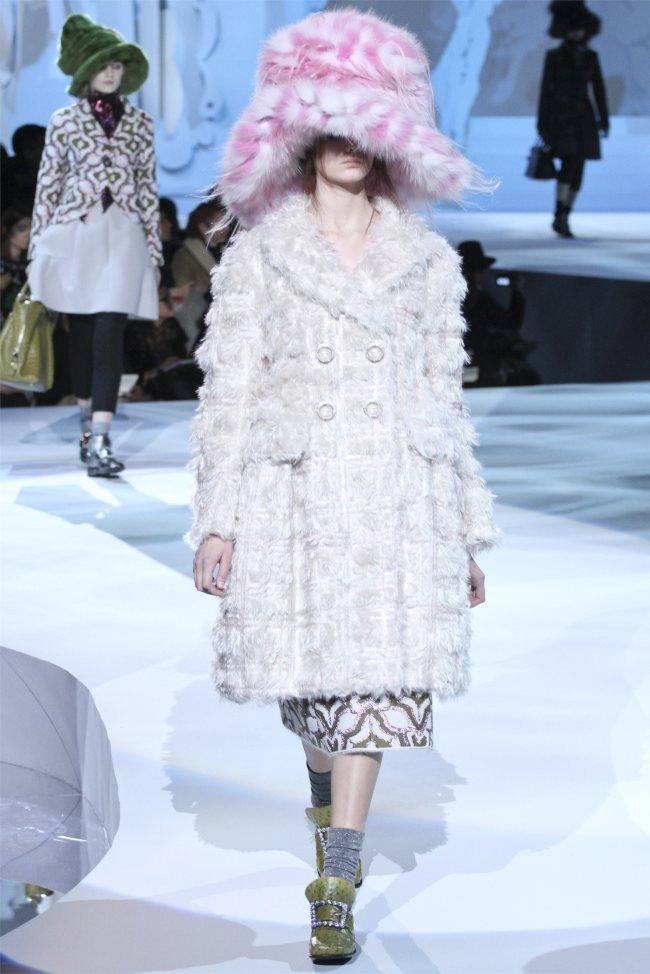 NEW YORK FASHION WEEK: MARC JACOBS FALL 2012