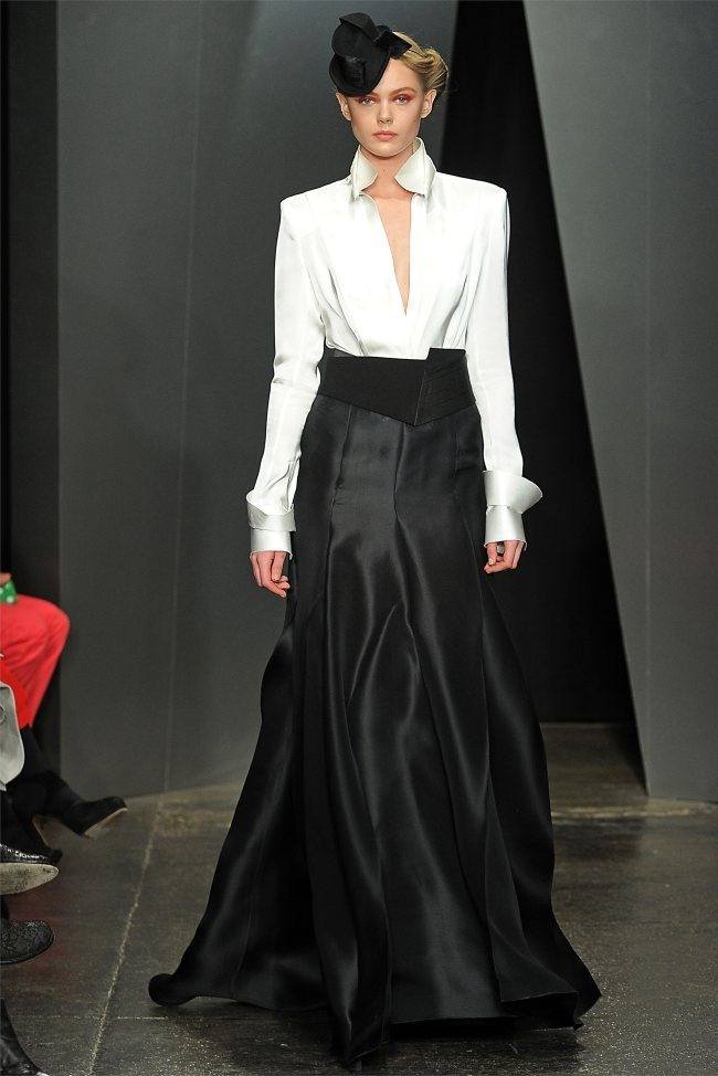NEW YORK FASHION WEEK: DONNA KARAN FALL 2012