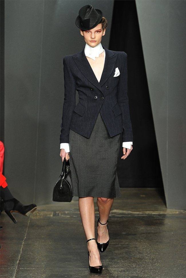 NEW YORK FASHION WEEK: DONNA KARAN FALL 2012