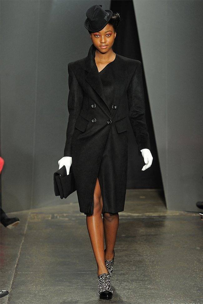 NEW YORK FASHION WEEK: DONNA KARAN FALL 2012