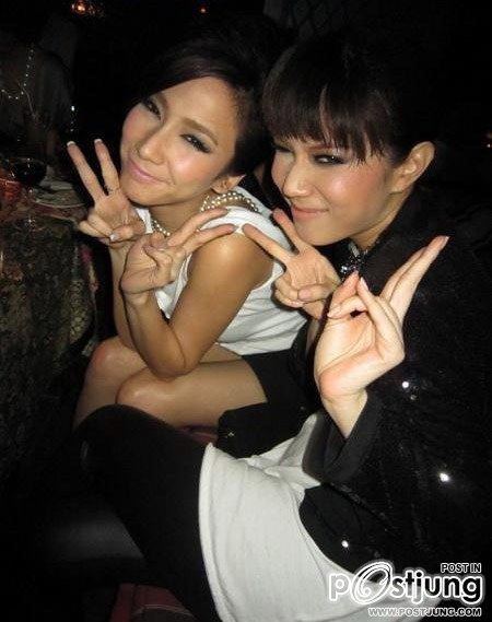 รวมภาพ " อั้ม - เมย์ " สองสาวคู่ซี้อันดับ 1 ของวงการบันเทิง