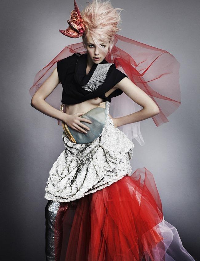 LOVE MAGAZINE: 30 YEARS OF OPTIMISM BY PHOTOGRAPHER MARIO TESTINO