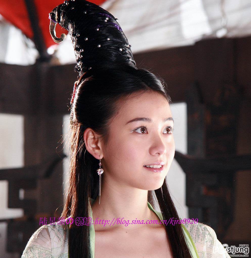 Jie Lu Yu 陆昱颉 ดาราสาวจีน น่ารัก สดใส