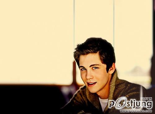 Logan Lerman