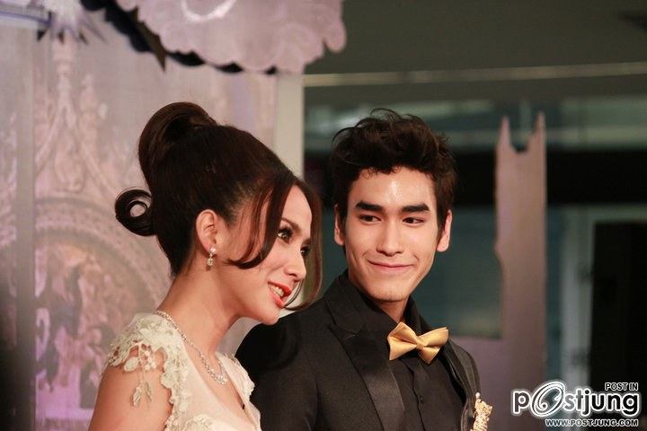 โพลชี้ !! คนไทยอยากเล่นสงกรานต์กับ " อั้ม-ณเดช-ญาญ่า-แพนเค้ก " มากที่สุด