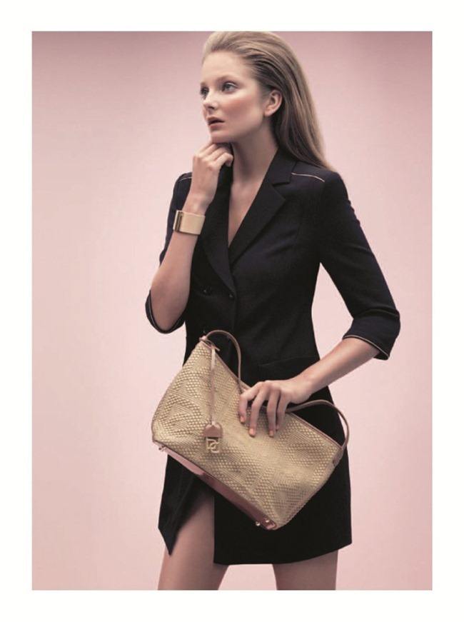 CAMPAIGN: ENIKO MIHALIK & TONI GARRN FOR PORTS 1961 BY PHOTOGRAPHER HENRIQUE GENDRE