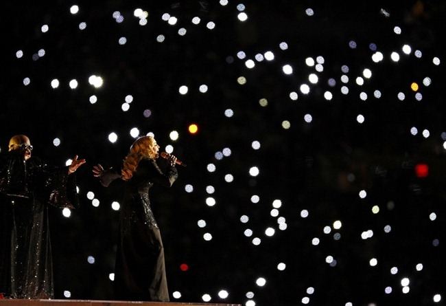 PERFORMANCE: MADONNA AT THE BRIDGESTONE SUPER BOWL XLVI HALFTIME SHOW, FEAT. NICKI MINAJ, L.M.F.A.O.