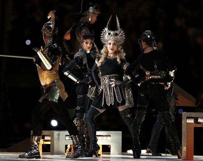 PERFORMANCE: MADONNA AT THE BRIDGESTONE SUPER BOWL XLVI HALFTIME SHOW, FEAT. NICKI MINAJ, L.M.F.A.O.