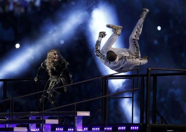 PERFORMANCE: MADONNA AT THE BRIDGESTONE SUPER BOWL XLVI HALFTIME SHOW, FEAT. NICKI MINAJ, L.M.F.A.O.