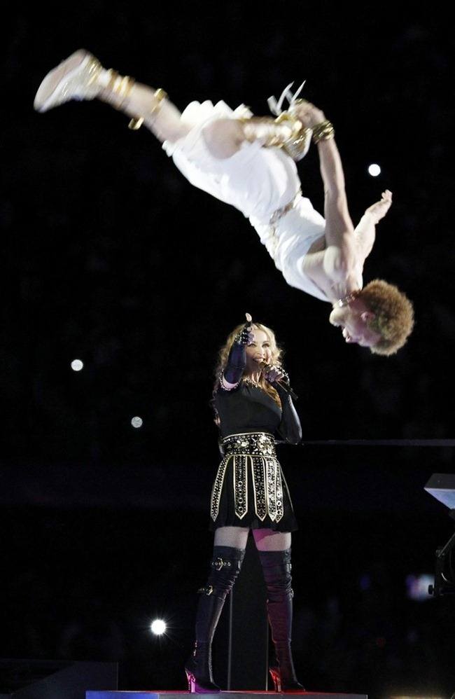 PERFORMANCE: MADONNA AT THE BRIDGESTONE SUPER BOWL XLVI HALFTIME SHOW, FEAT. NICKI MINAJ, L.M.F.A.O.