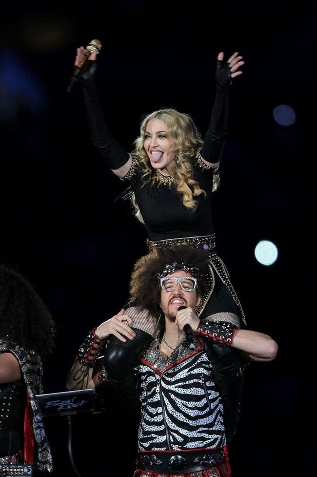 PERFORMANCE: MADONNA AT THE BRIDGESTONE SUPER BOWL XLVI HALFTIME SHOW, FEAT. NICKI MINAJ, L.M.F.A.O.