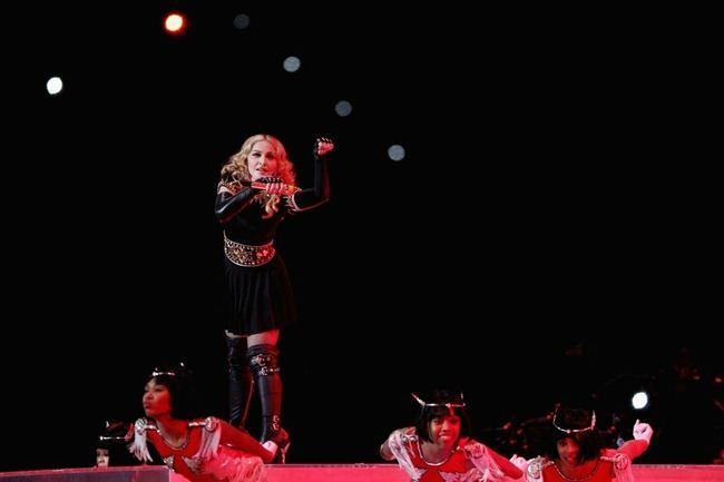 PERFORMANCE: MADONNA AT THE BRIDGESTONE SUPER BOWL XLVI HALFTIME SHOW, FEAT. NICKI MINAJ, L.M.F.A.O.