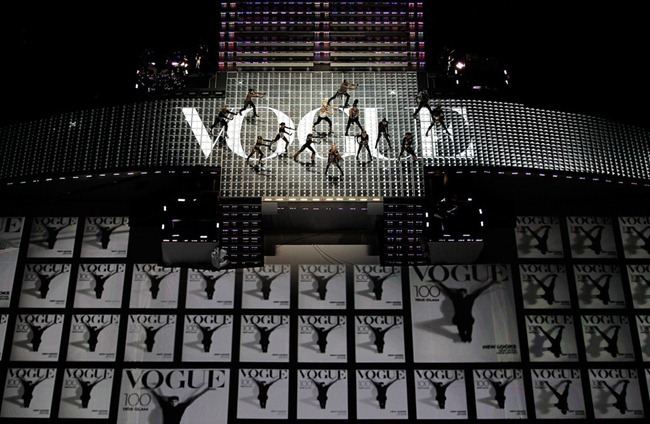 PERFORMANCE: MADONNA AT THE BRIDGESTONE SUPER BOWL XLVI HALFTIME SHOW, FEAT. NICKI MINAJ, L.M.F.A.O.