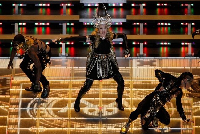 PERFORMANCE: MADONNA AT THE BRIDGESTONE SUPER BOWL XLVI HALFTIME SHOW, FEAT. NICKI MINAJ, L.M.F.A.O.