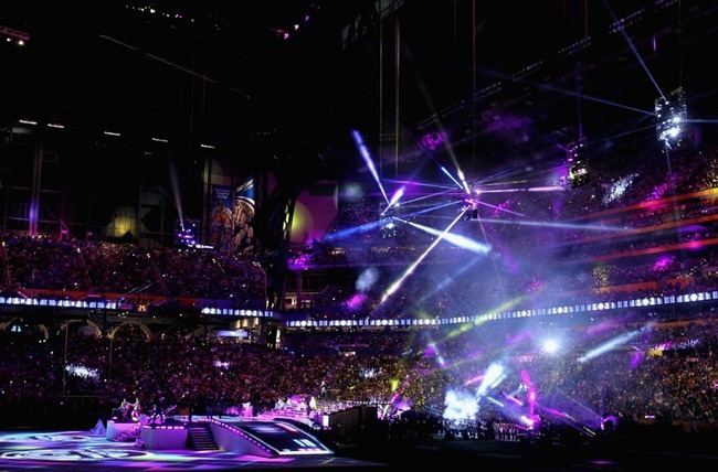 PERFORMANCE: MADONNA AT THE BRIDGESTONE SUPER BOWL XLVI HALFTIME SHOW, FEAT. NICKI MINAJ, L.M.F.A.O.