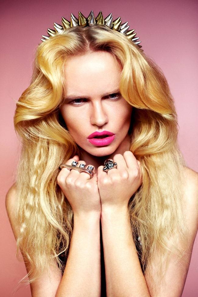 GLAMOUR MAGAZINE: MAGDA ROMAN BY PHOTOGRAPHER MARCIN KEMPSKI