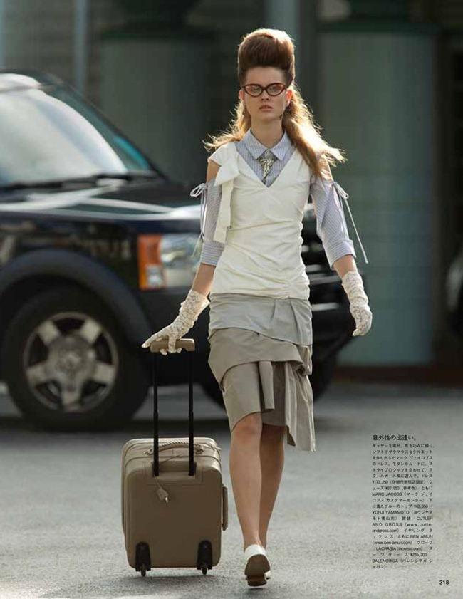 VOGUE JAPAN: JAC JAGACIAK BY PHOTOGRAPHER HANS FEURER