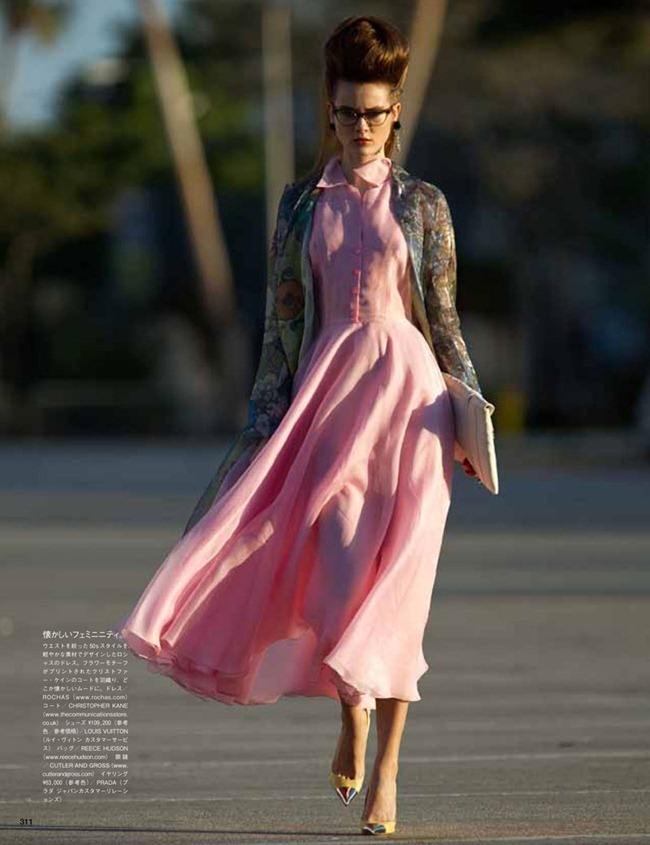 VOGUE JAPAN: JAC JAGACIAK BY PHOTOGRAPHER HANS FEURER