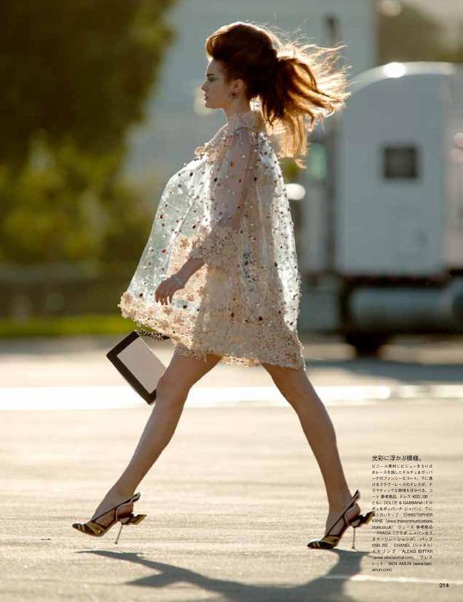 VOGUE JAPAN: JAC JAGACIAK BY PHOTOGRAPHER HANS FEURER