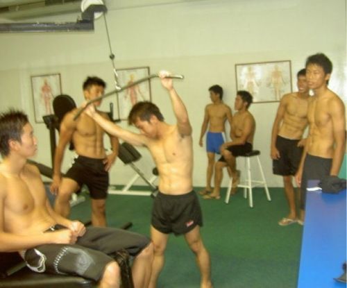 ขบเคี้ยว ขบกัดสักนิด