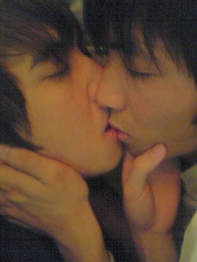 รักกัน ชอบกัน แบ่งกันให้ชม